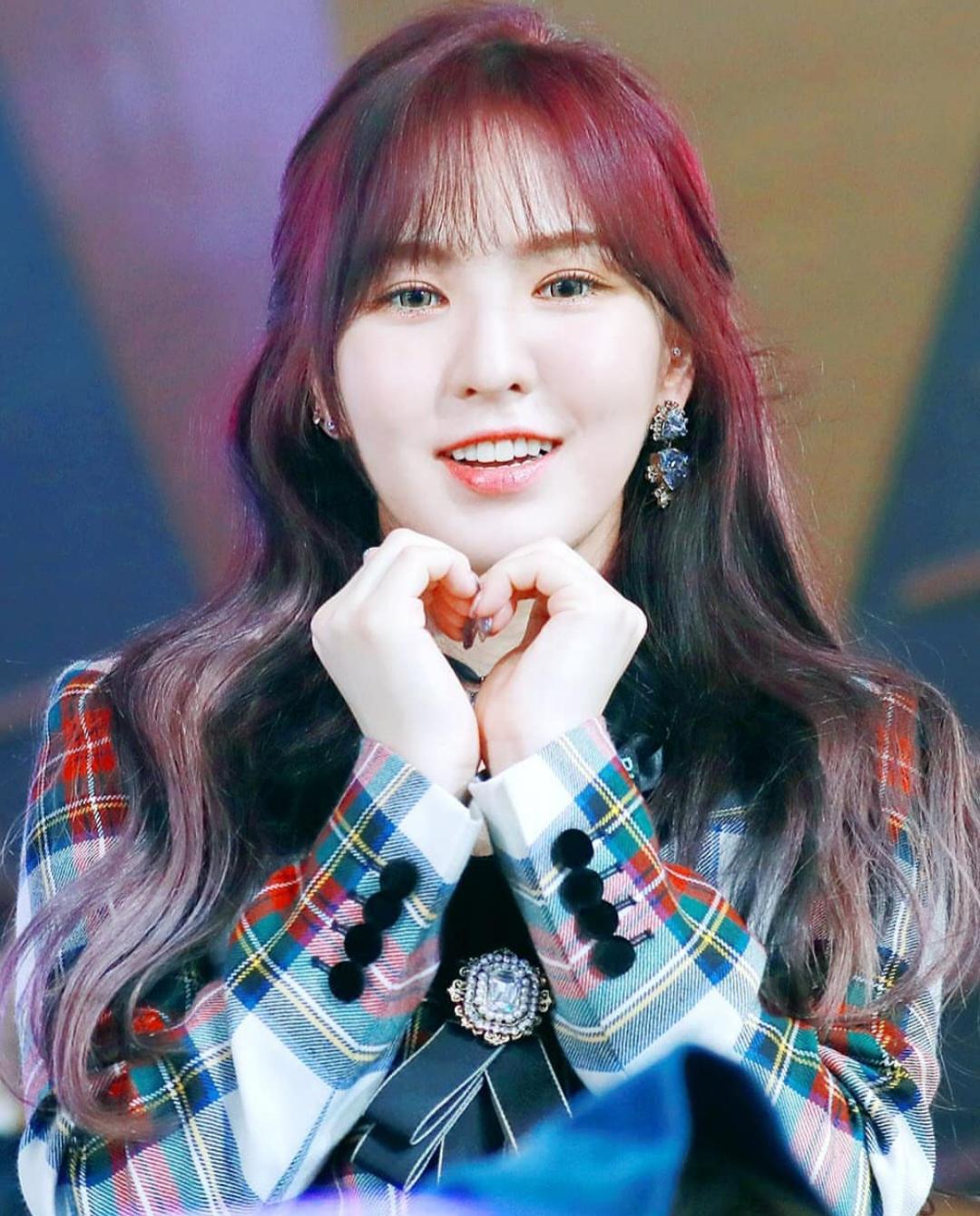 We love you too wendy scrolller