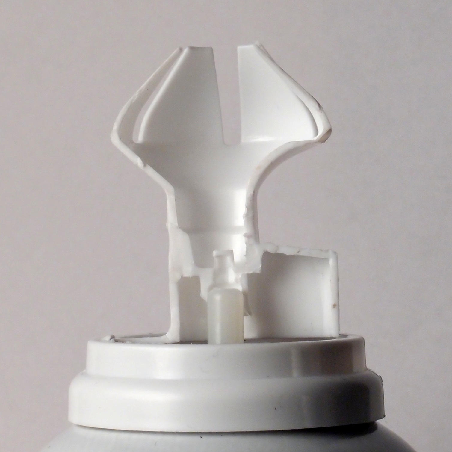 Whipped cream dispenser nozzle [1,509 × 1,509] Scrolller