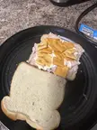 [I ate] tuna and mayo and cheez it sammich
