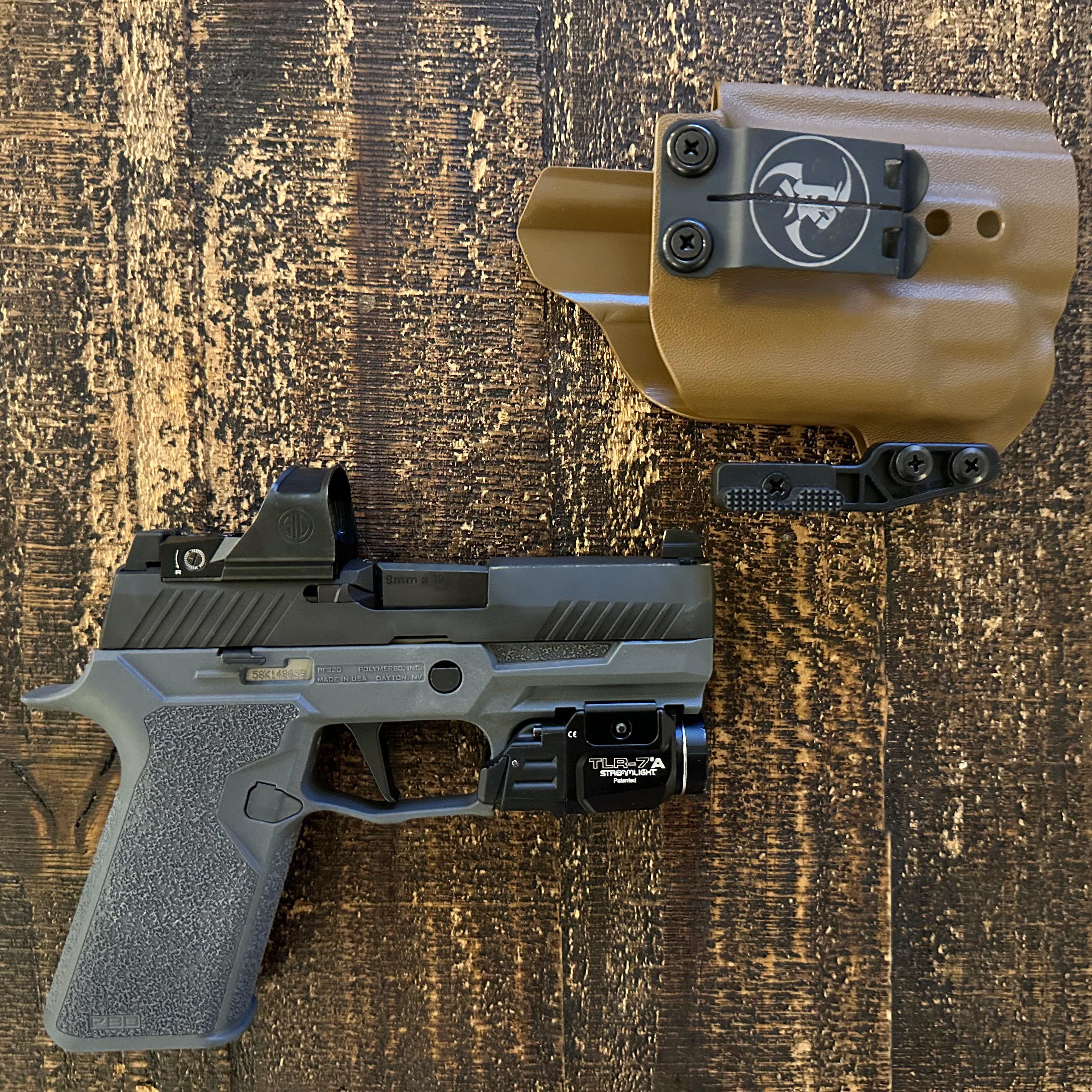 Anyone else a fan of the P80 grip model on Sigs?