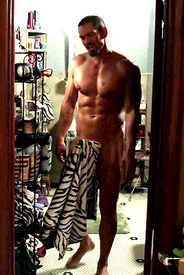 shirtlessguys