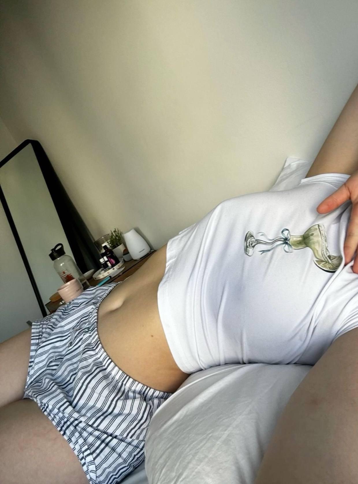 midriff