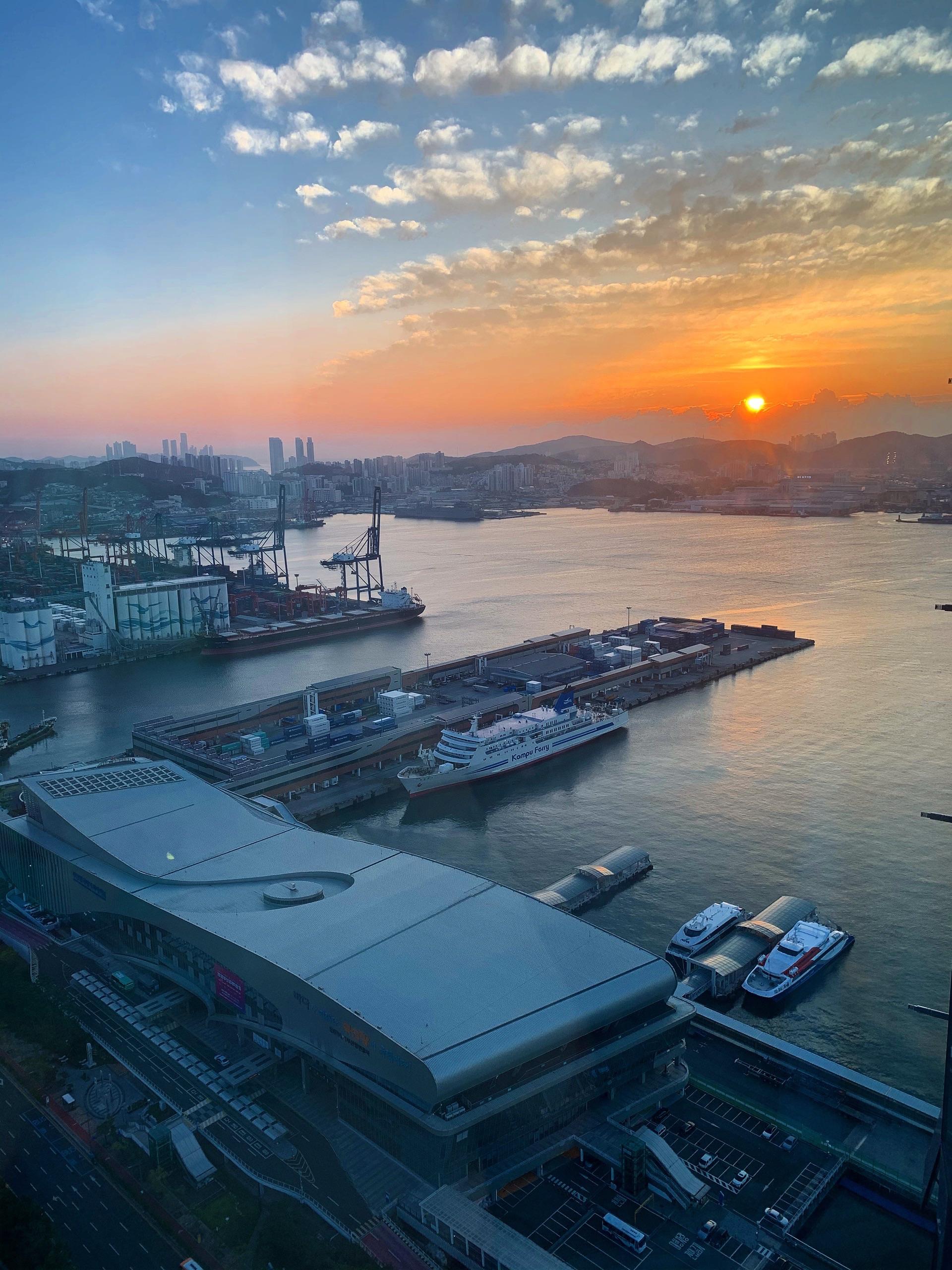 Good morning, Busan 🥰