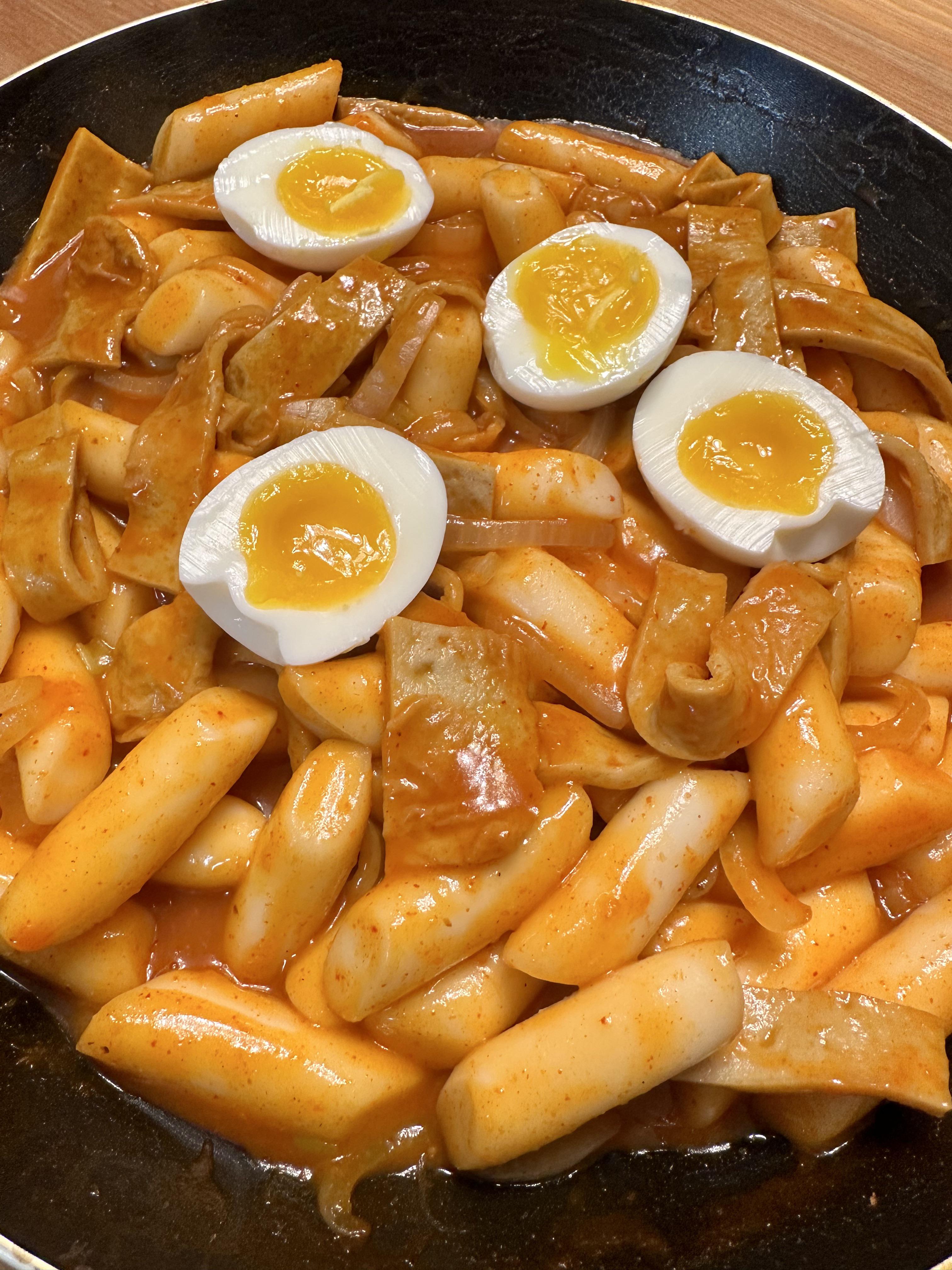[homemade] tteokbokki (rice cakes) | Scrolller