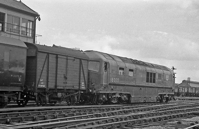 The early British Rail gas turbine locomotive: the Swiss-built »Brown ...