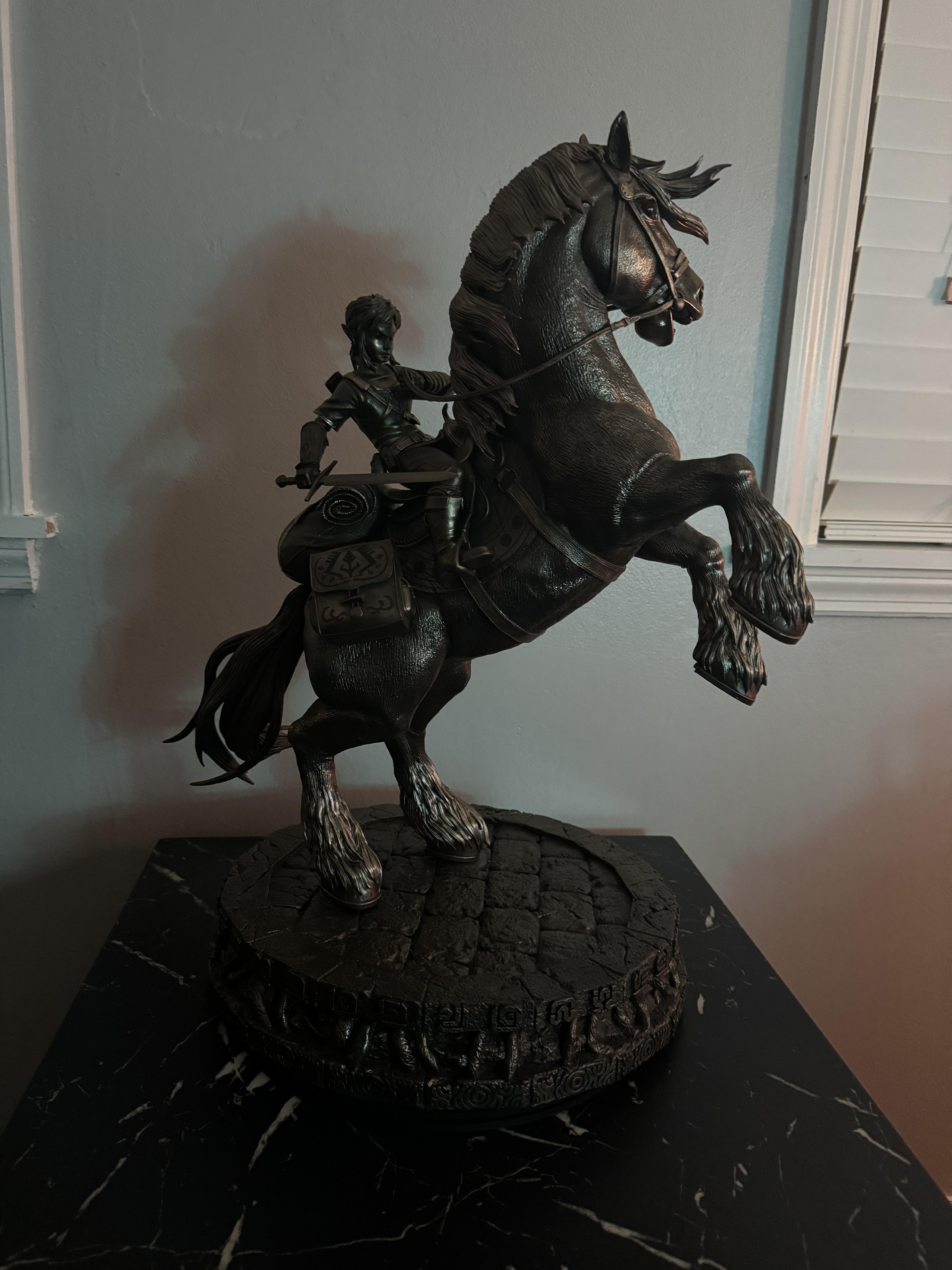 [BOTW] link rider bronze statue | Scrolller