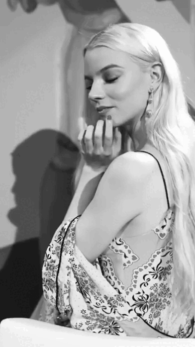beautiful Anya in black and white