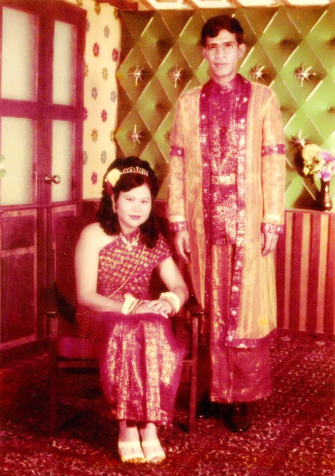 Discover more like OldSchoolCool: The wedding photo of Cambodian ...