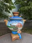 Russian teapot (samovar) be like: