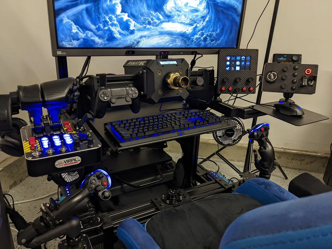 Hybrid Racing / Flight Sim Rig with quick releases | Scrolller