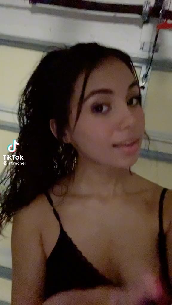 😊