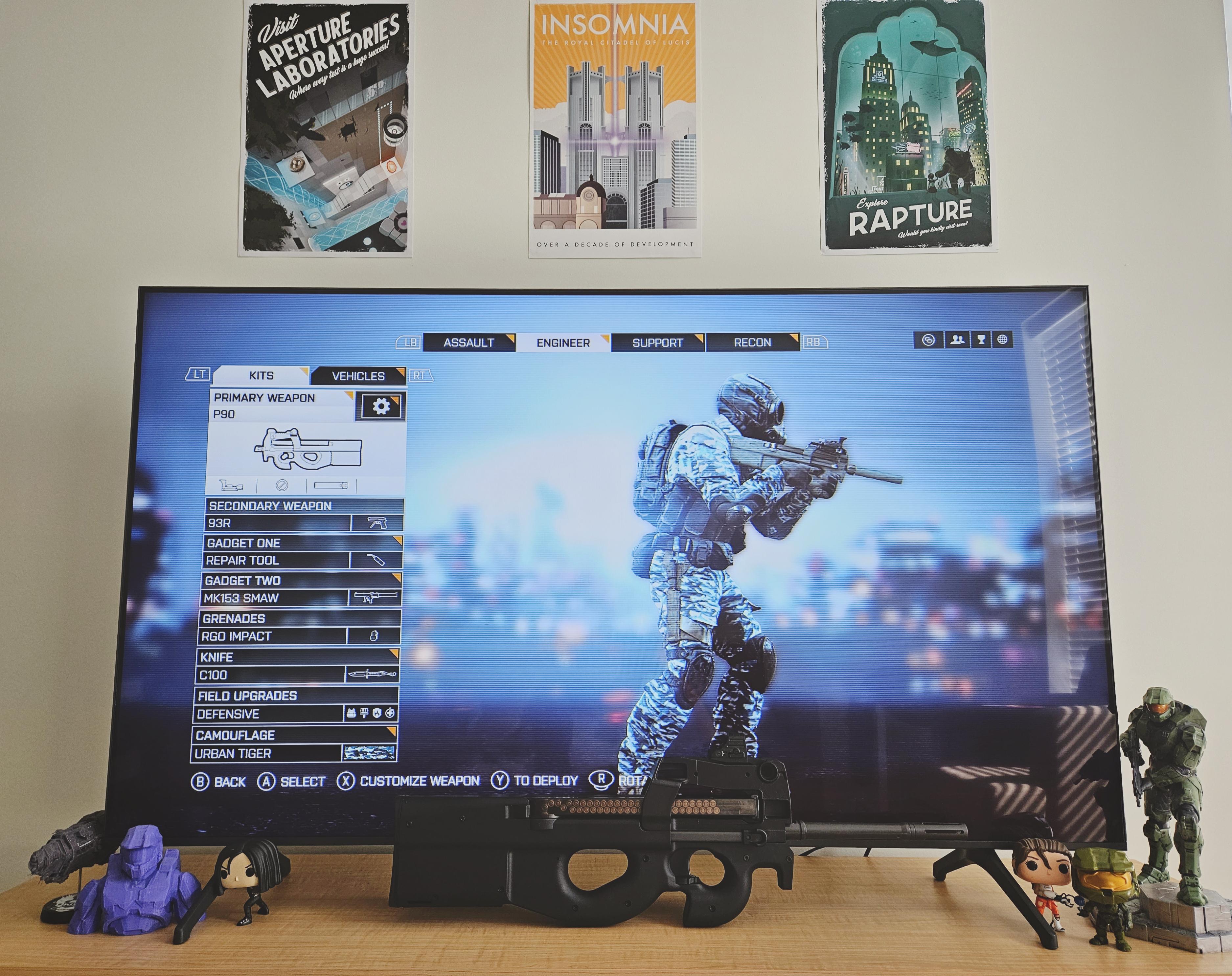 Got my favorite BF4 gun the P90:)