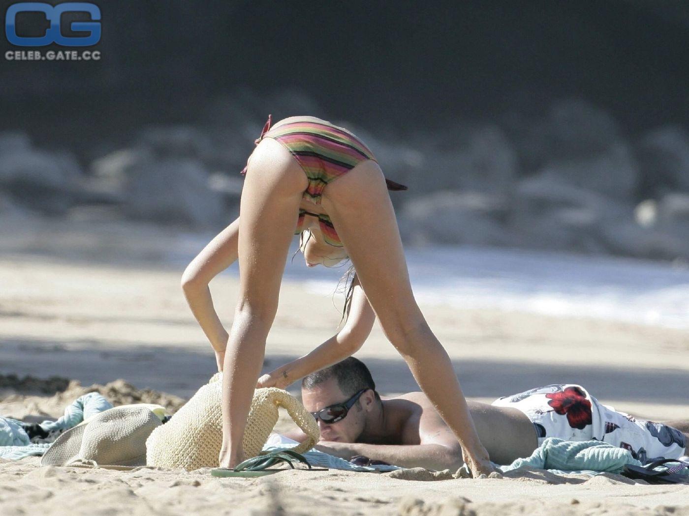 Jessica Alba OMG 🍑💋