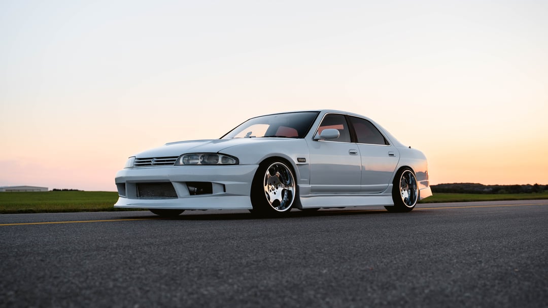 R33