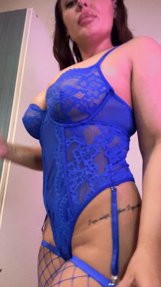 You will be surprised by my sex talents. DM's r open to see...