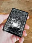 Custom art metal commander sleeve I got for my Elminster. Supper happy with it! [3468 x 4624]