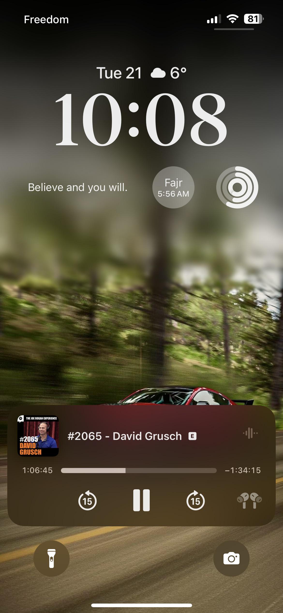 How to make this lock screen blur effect go a way ! | Scrolller