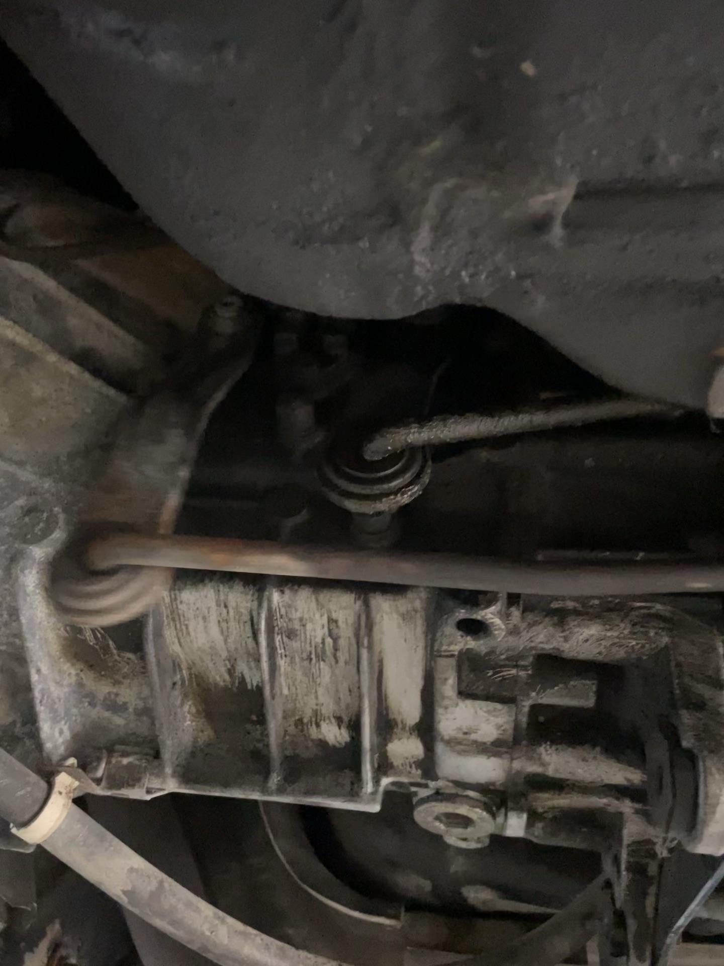 Clanking noise in gearbox when releasing the clutch
