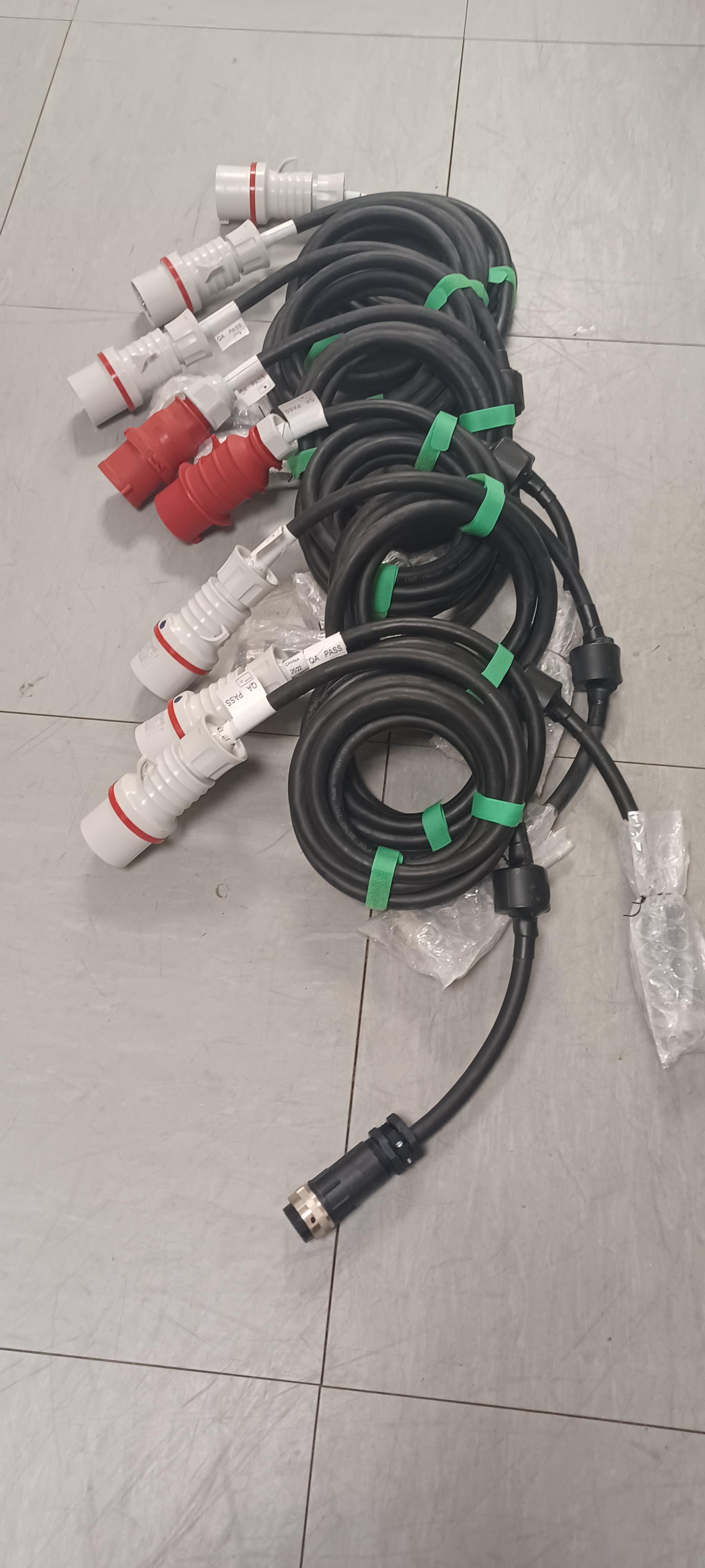 Look at that tiny USB C cable charging your laptop. This is the power supply cables needed for a data centre Mainframe computer. 4 pairs of 32A 3phase supplies to power the 96 CPU's that reside inside a new Z17 chassis.