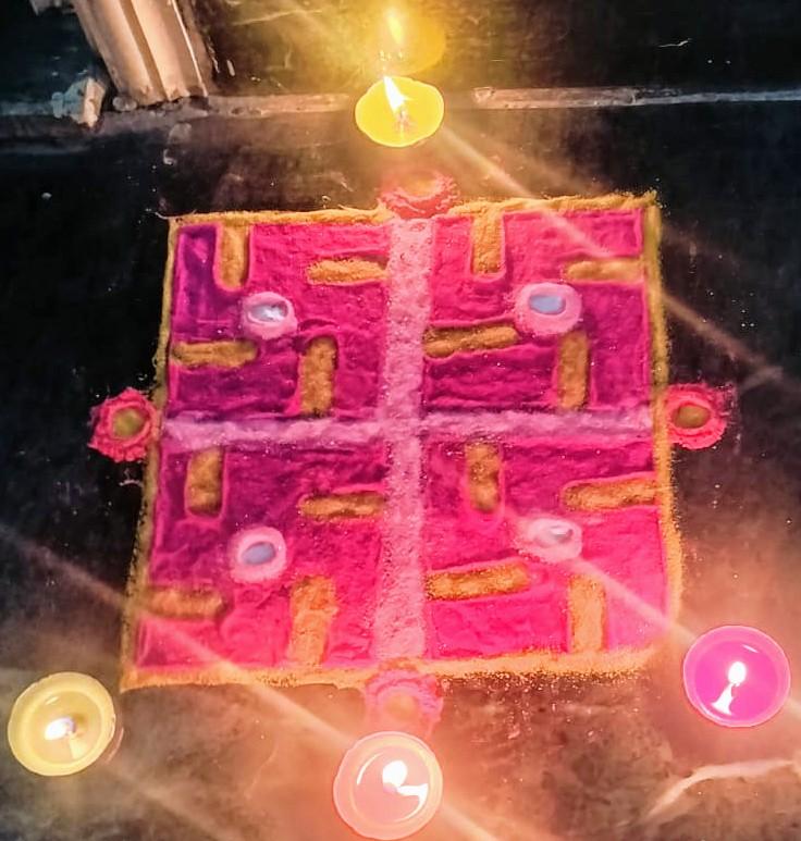 I made this rangoli today. It's takes 30 minutesto complete and the ...