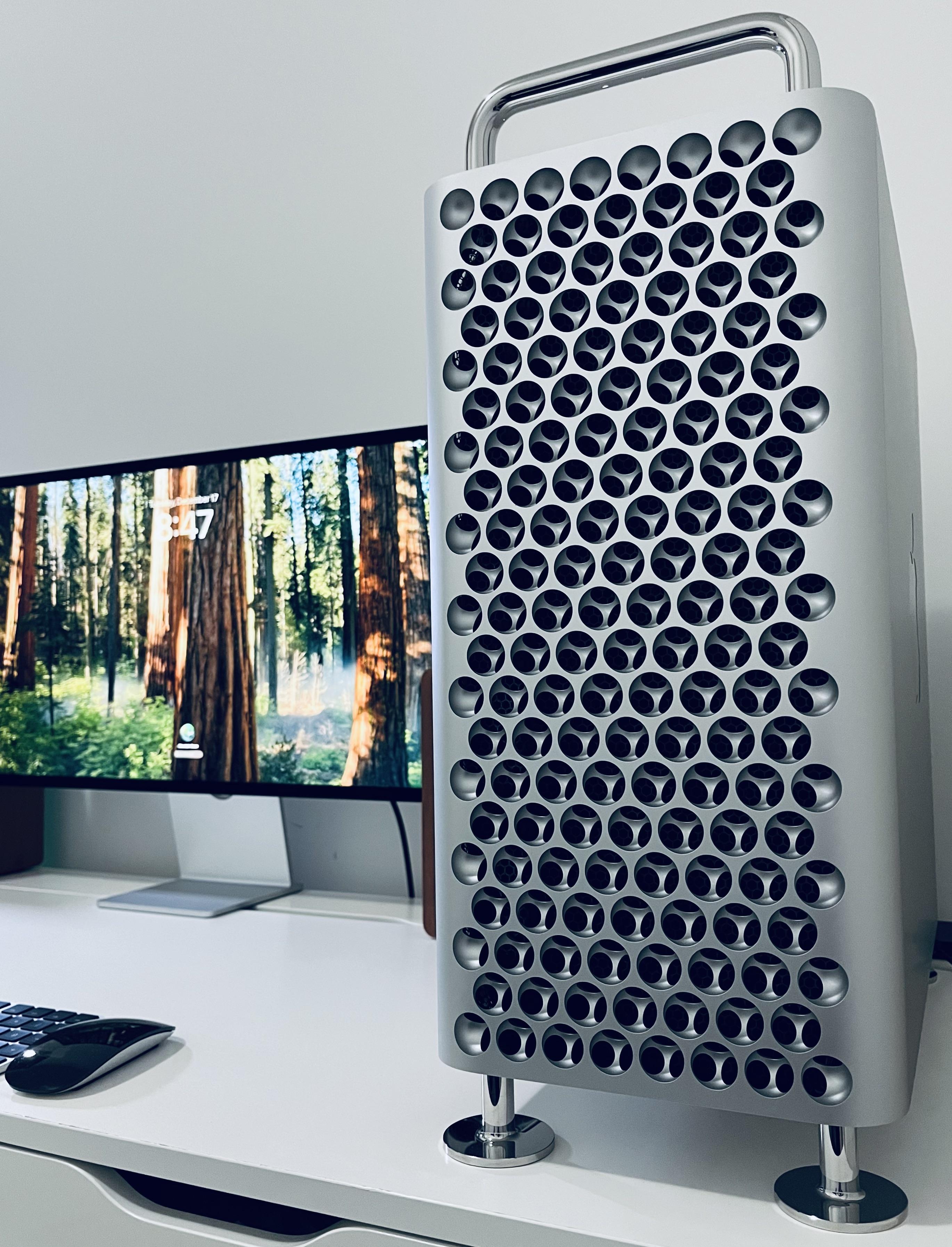 Mac Studio Monitor Setup Mac Pro + Studio Display setup! | Scrolller