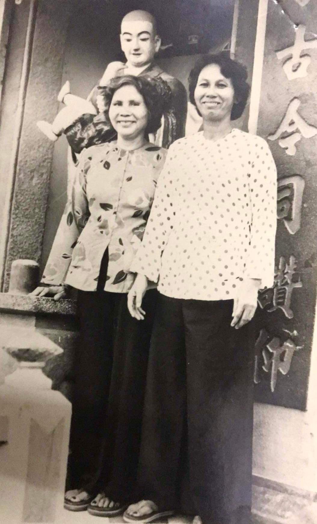 Discover more like OldSchoolCool: My family during the early 80s I ...