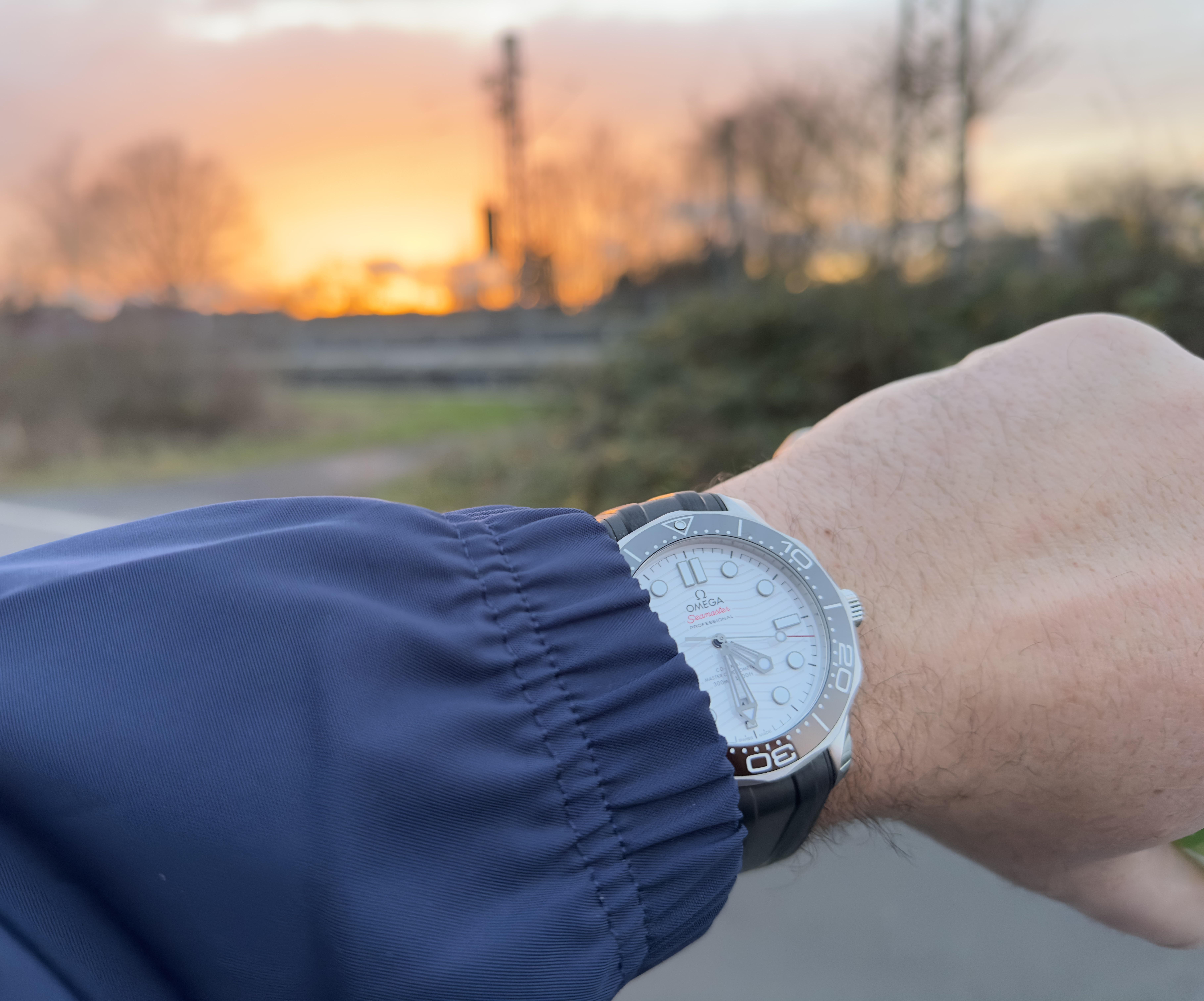 Omega SMP300, sunset walk