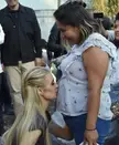 That time Paris Hilton kissed a women’s belly thinking she was pregnant…. but she wasn’t. 