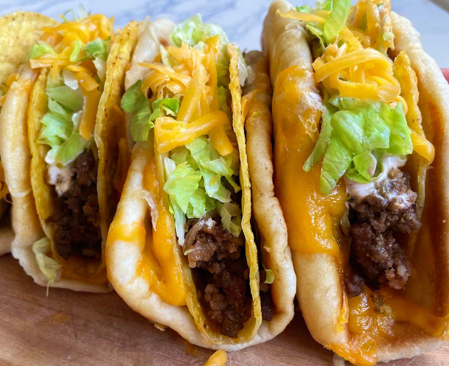 homemade cheesy gordita crunch