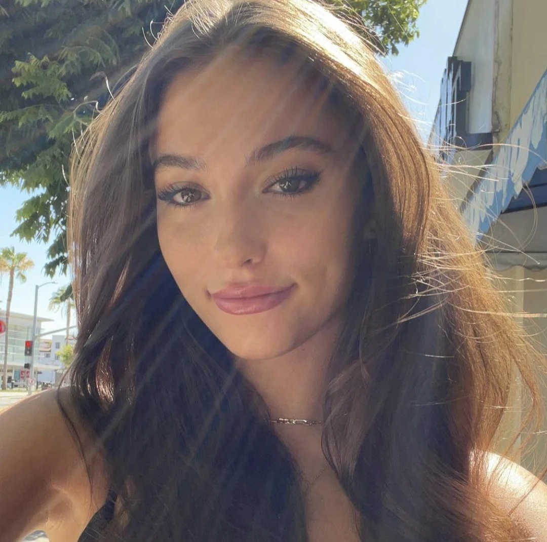 Maddy Dietz | Scrolller