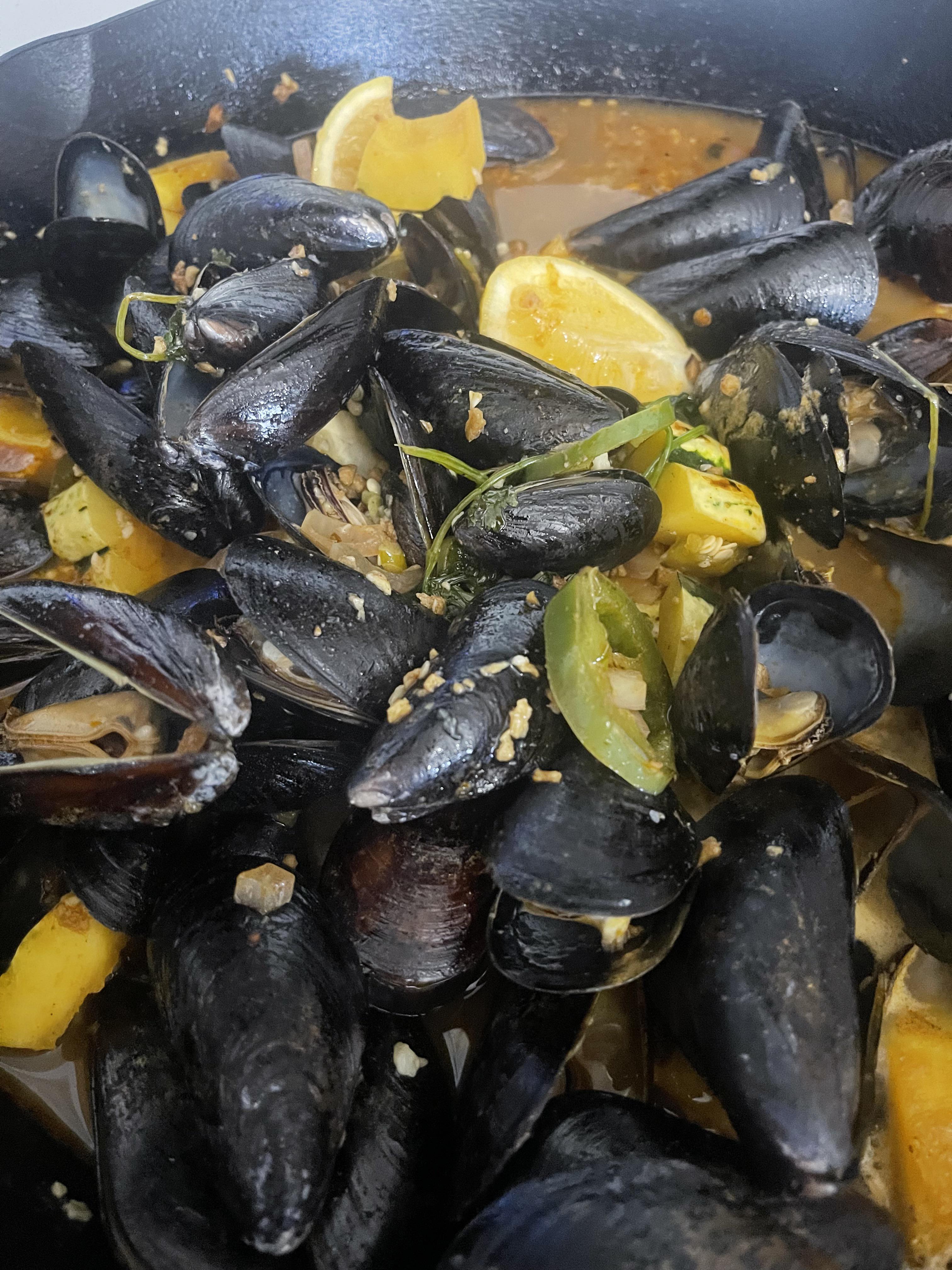 [Homemade] Angry Mussels | Scrolller