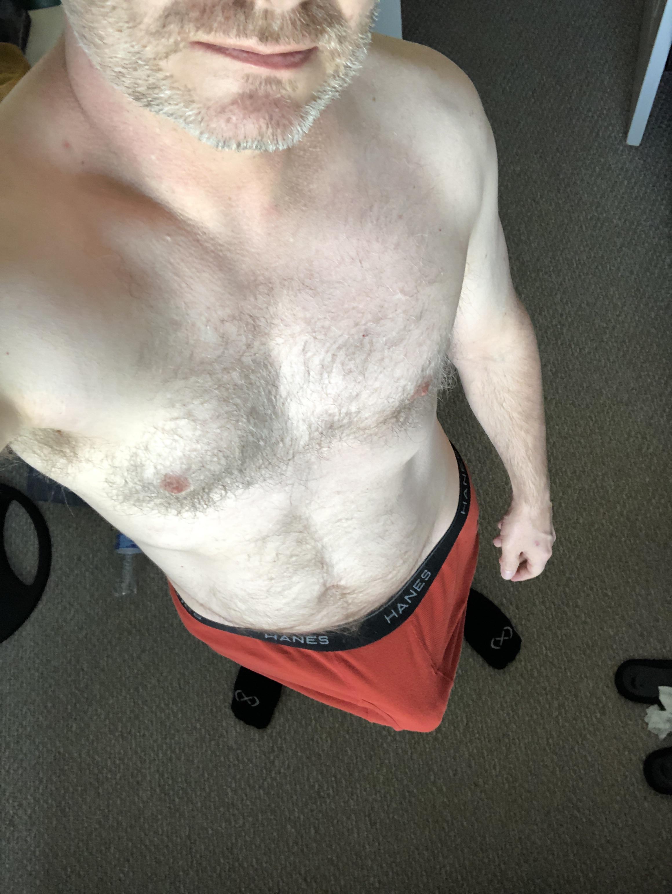[42] M  4F Thanksgiving may be over but I’m looking to stuff some holes. 