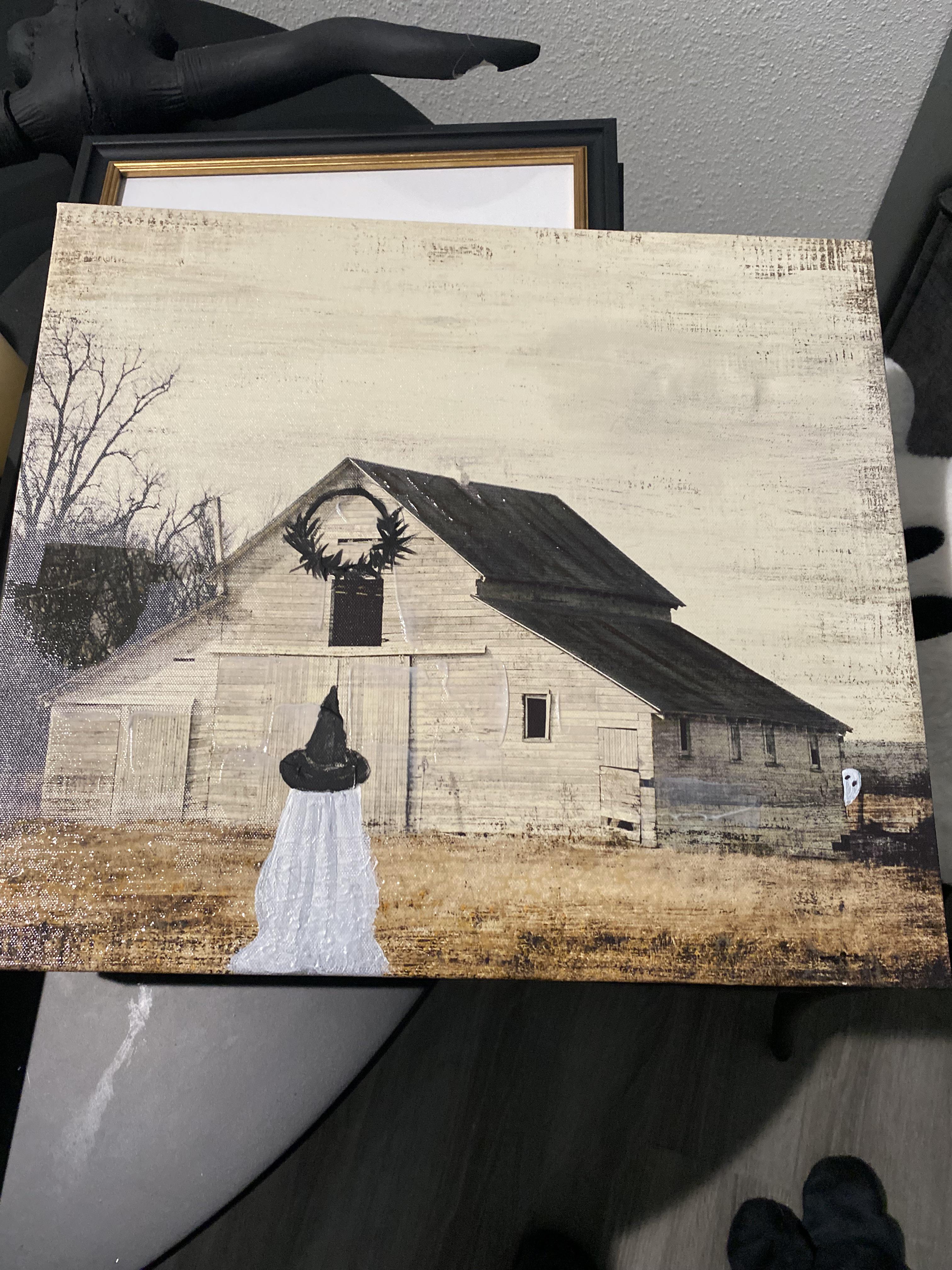 Ghost painting trend.
