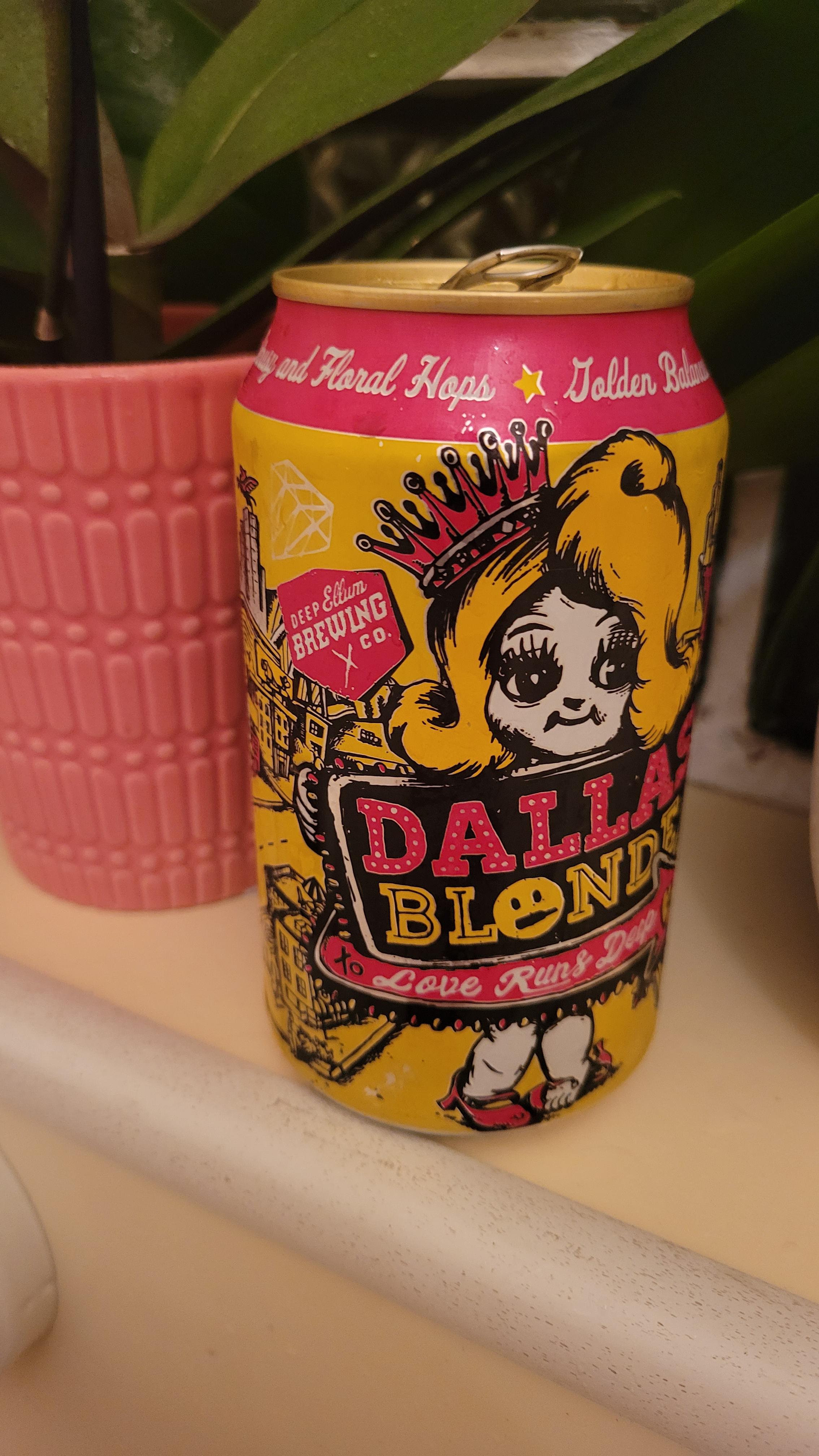 All plumbing is functional!!!! 💗 Cheers y'all on what was a gorgeous fall day 💕 Drinking Dallas Blonde, a golden ale, from Deep Ellum Brewing out of Dallas, TX 5.2%. A 10/10!!!
