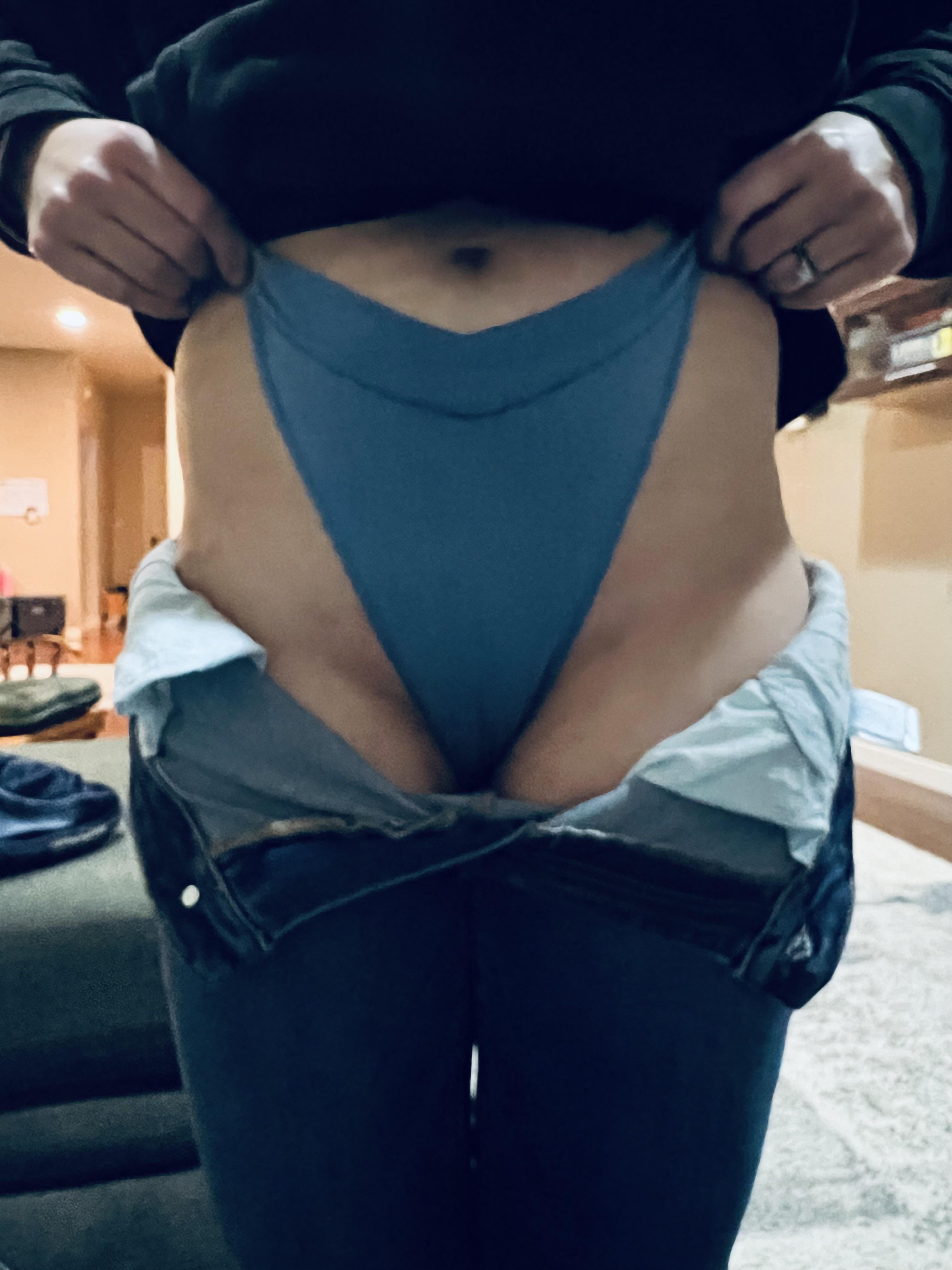 Pull them to the side like this please