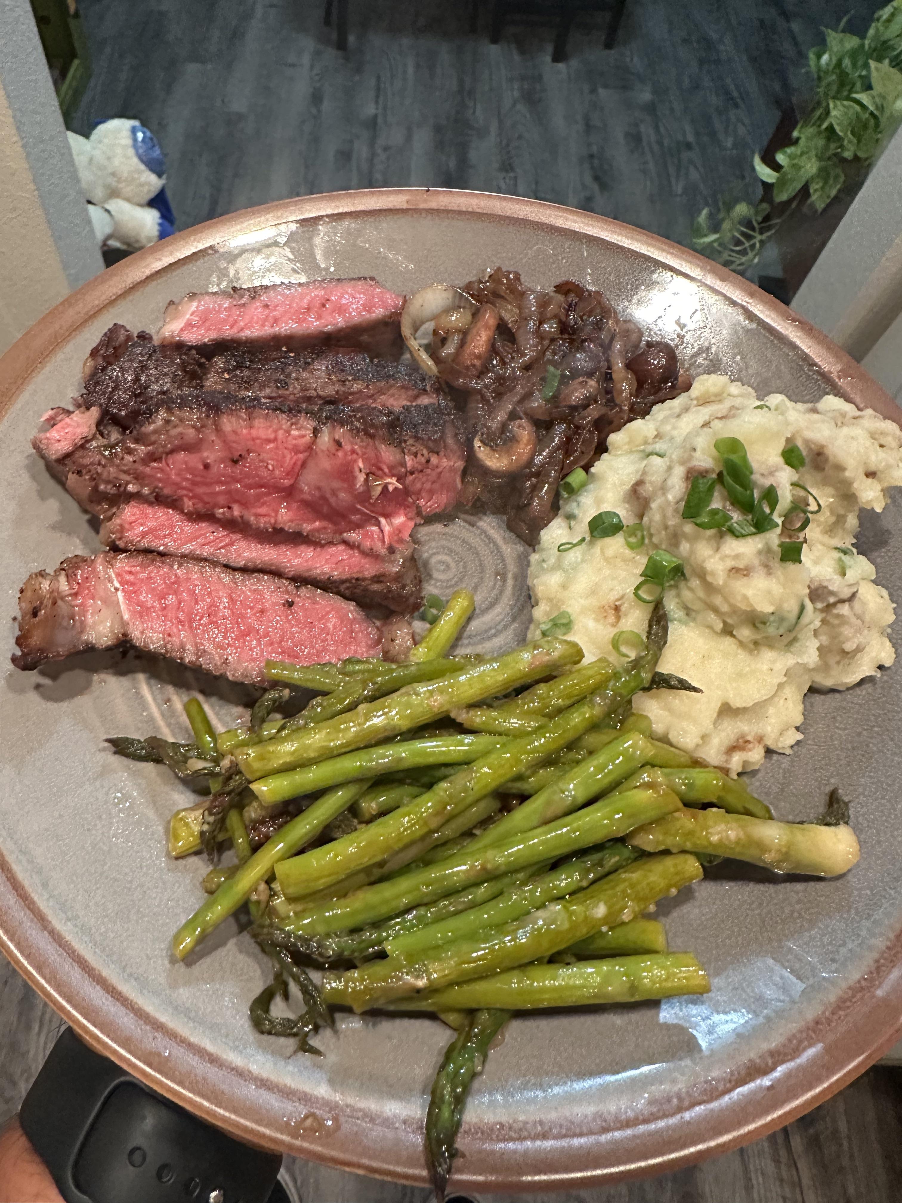 Reverse seared hand cut ribeye | Scrolller