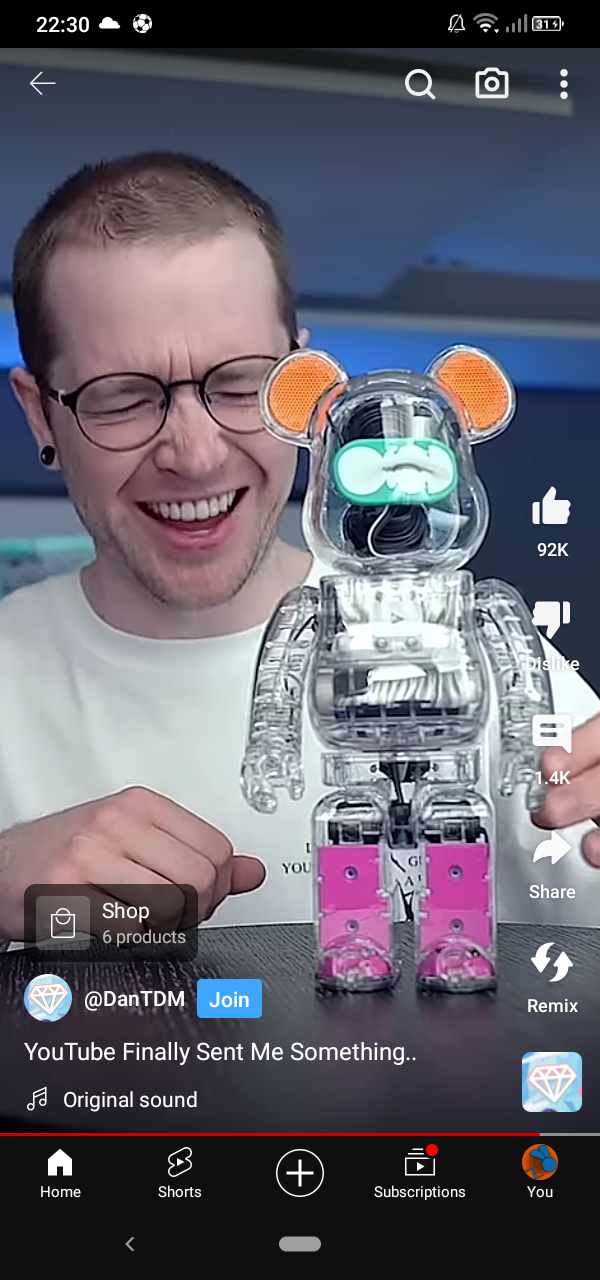 dantdm-finally-got-a-20-million-subscriber-playbutton-custom-made-by