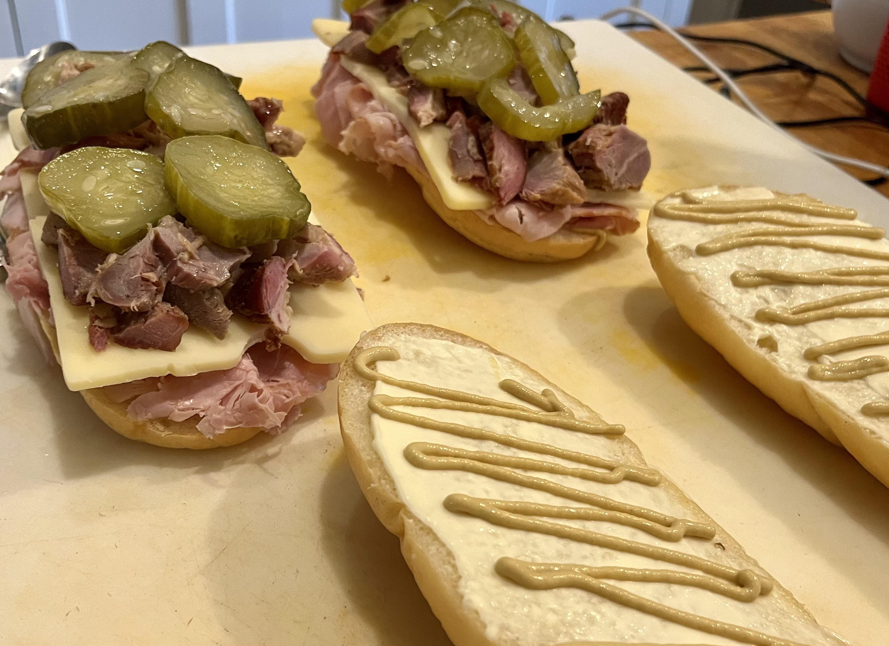 [Homemade] Cubans | Scrolller