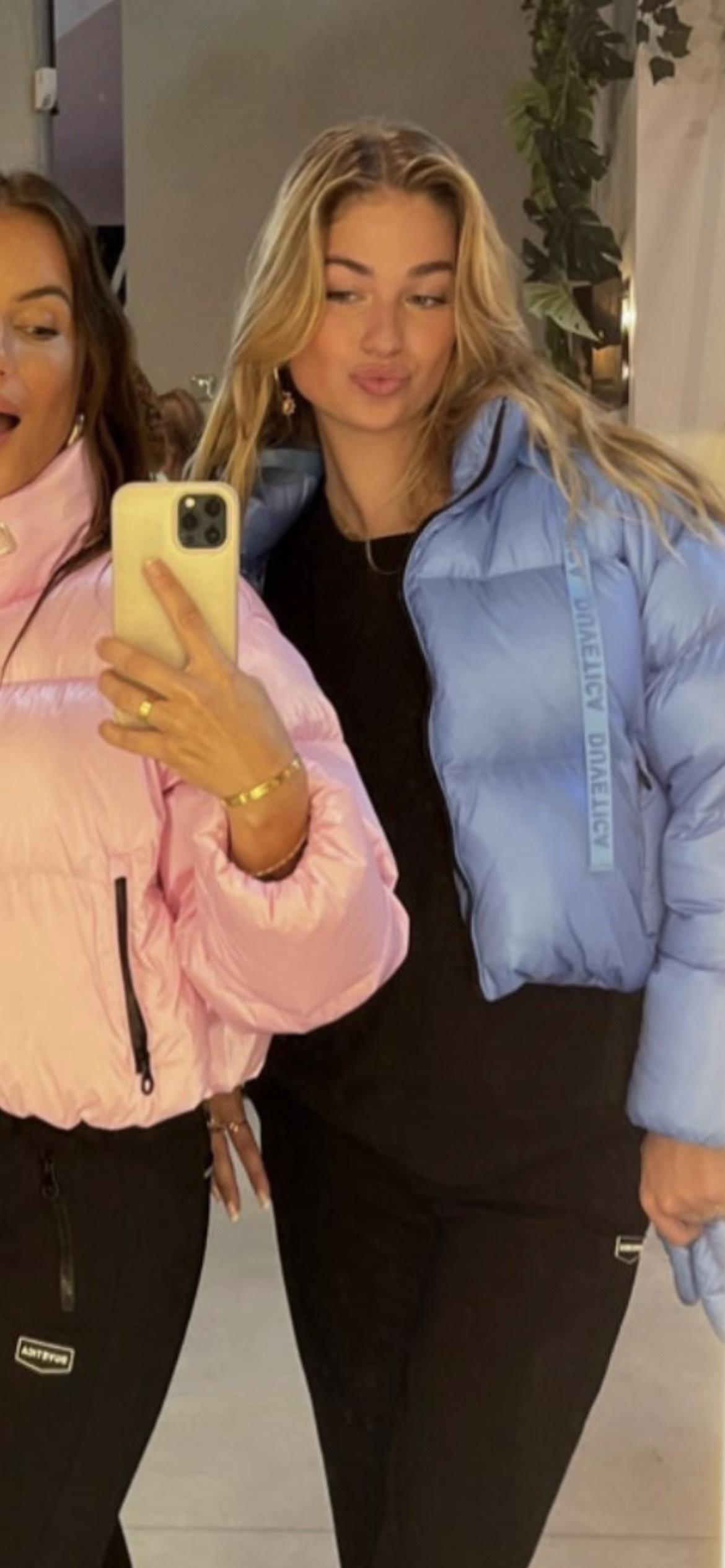 Goeie lippen van roxy dekker 😍🤩