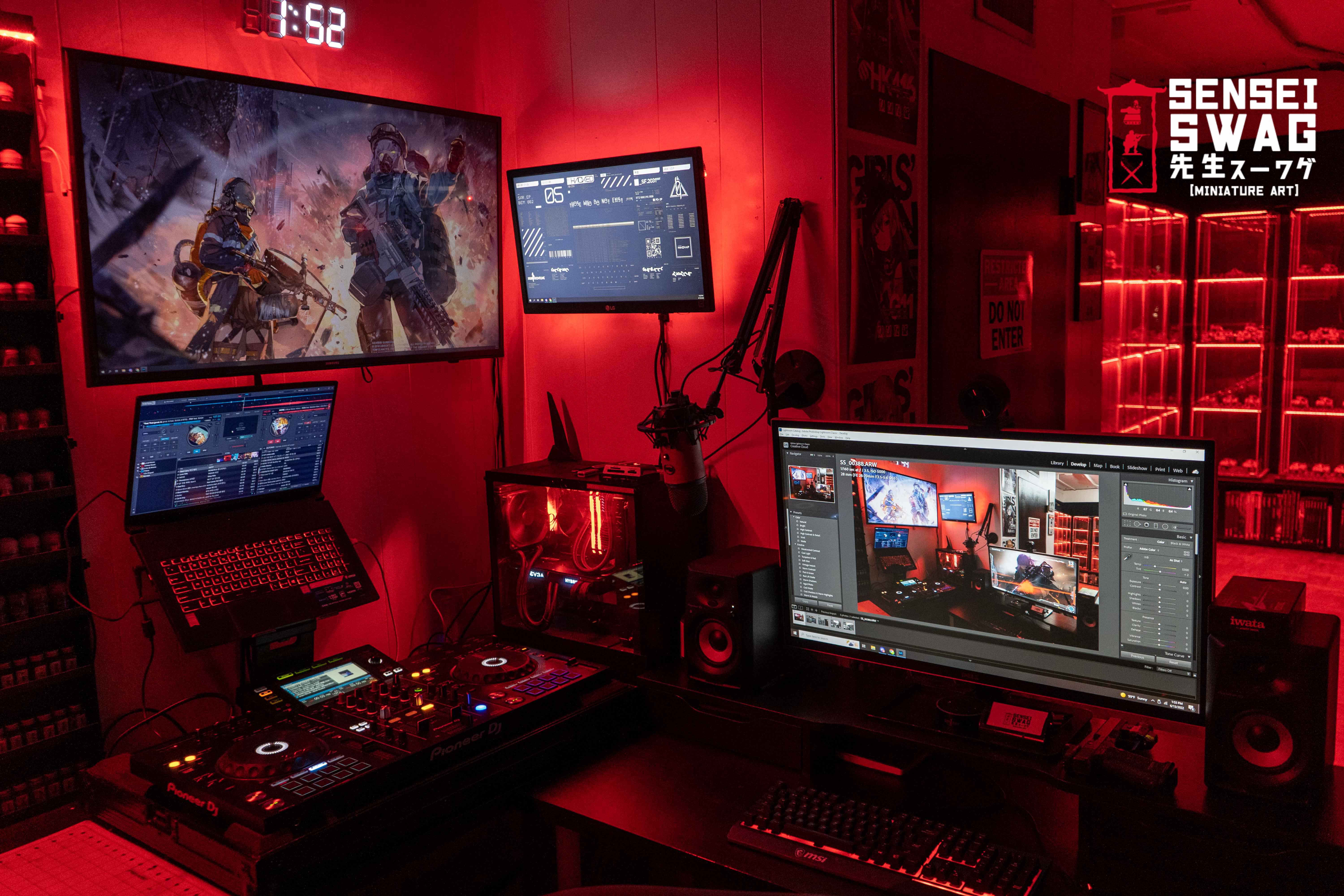 Studio Build WiP :) Last photo is what it looked like when I moved in ...