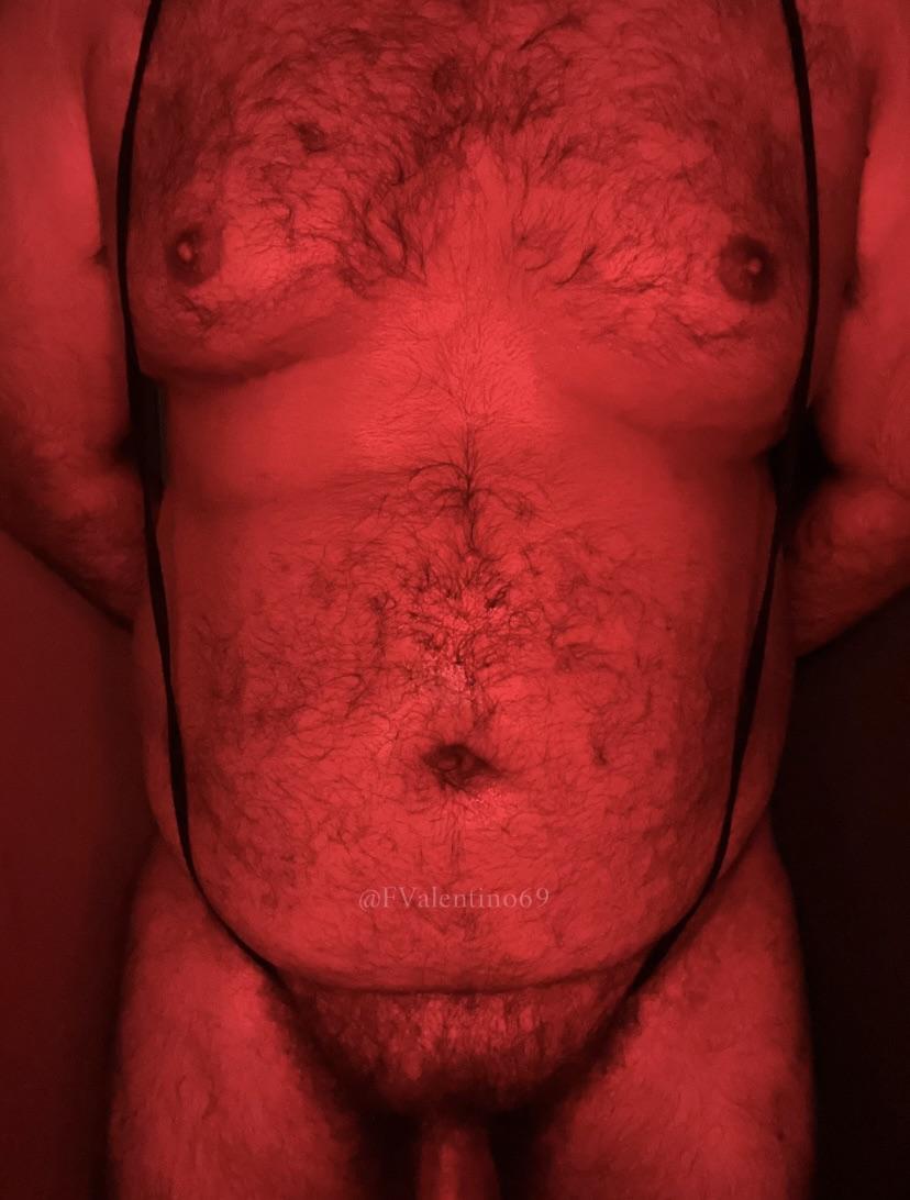 Any Sluts looking to worship me? (23)
