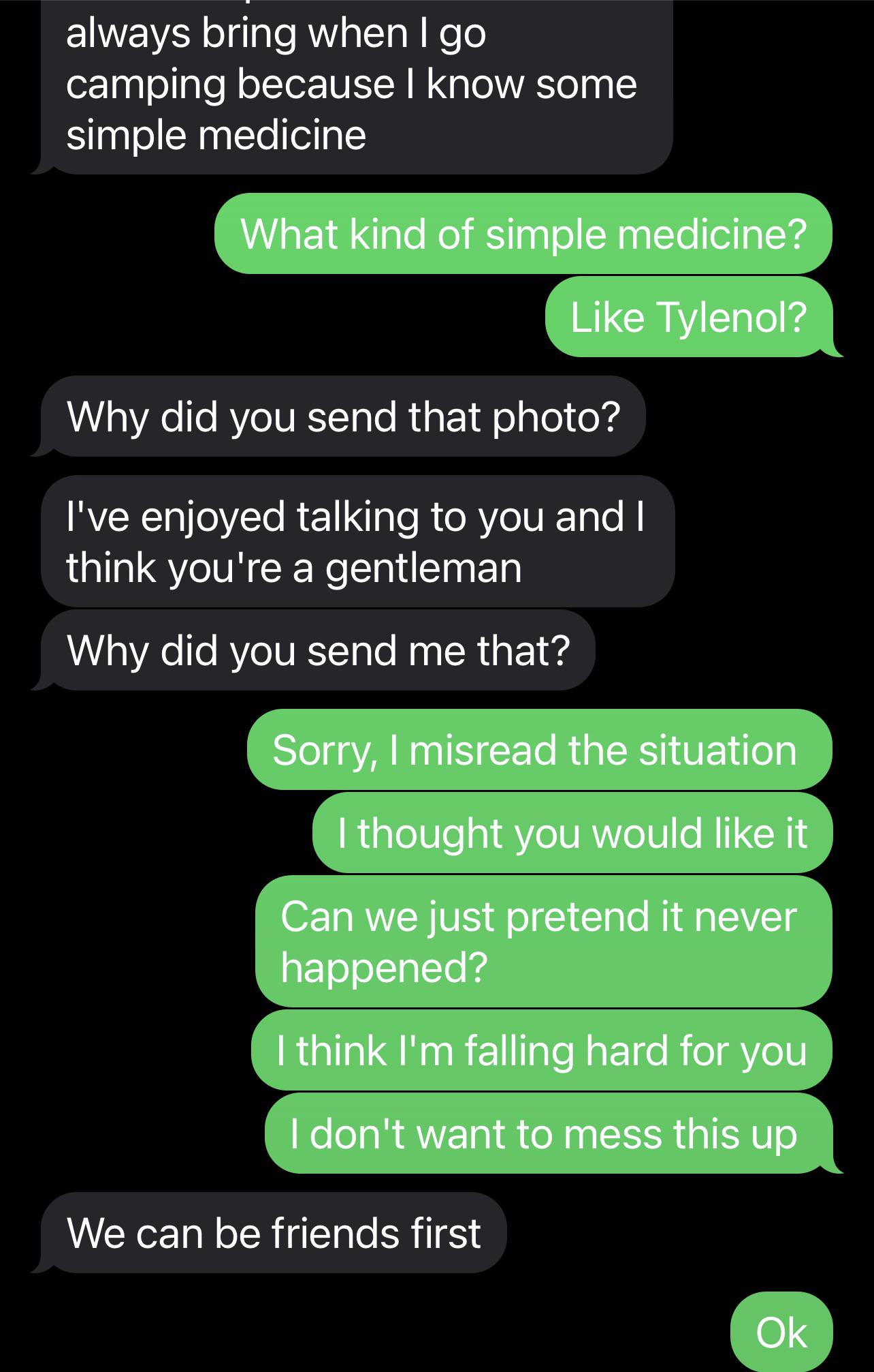 Fauxbait romance scam chat with a white man sending an uncut penis and cock photos
