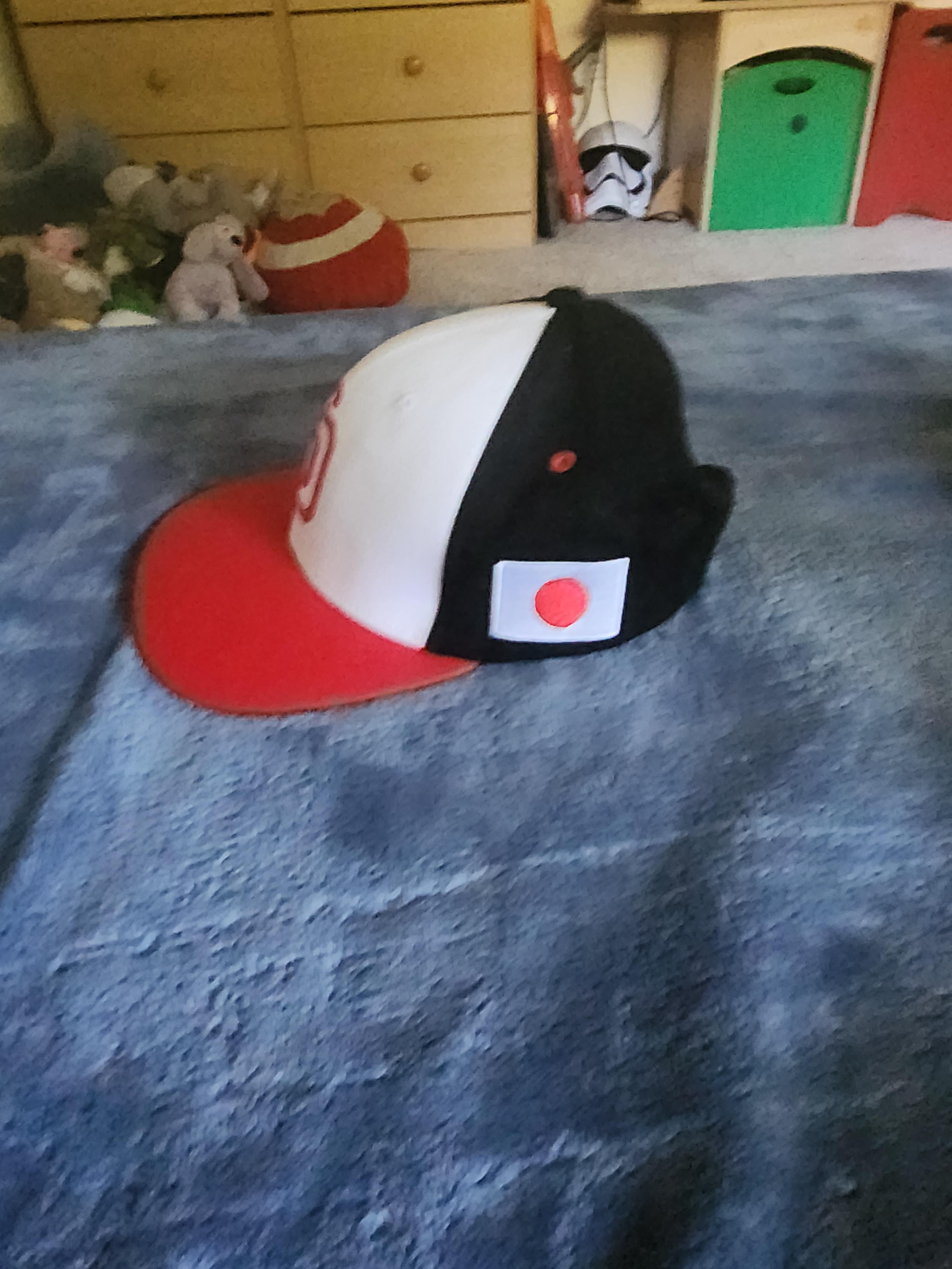 Do You Guys Like My Hat Scrolller