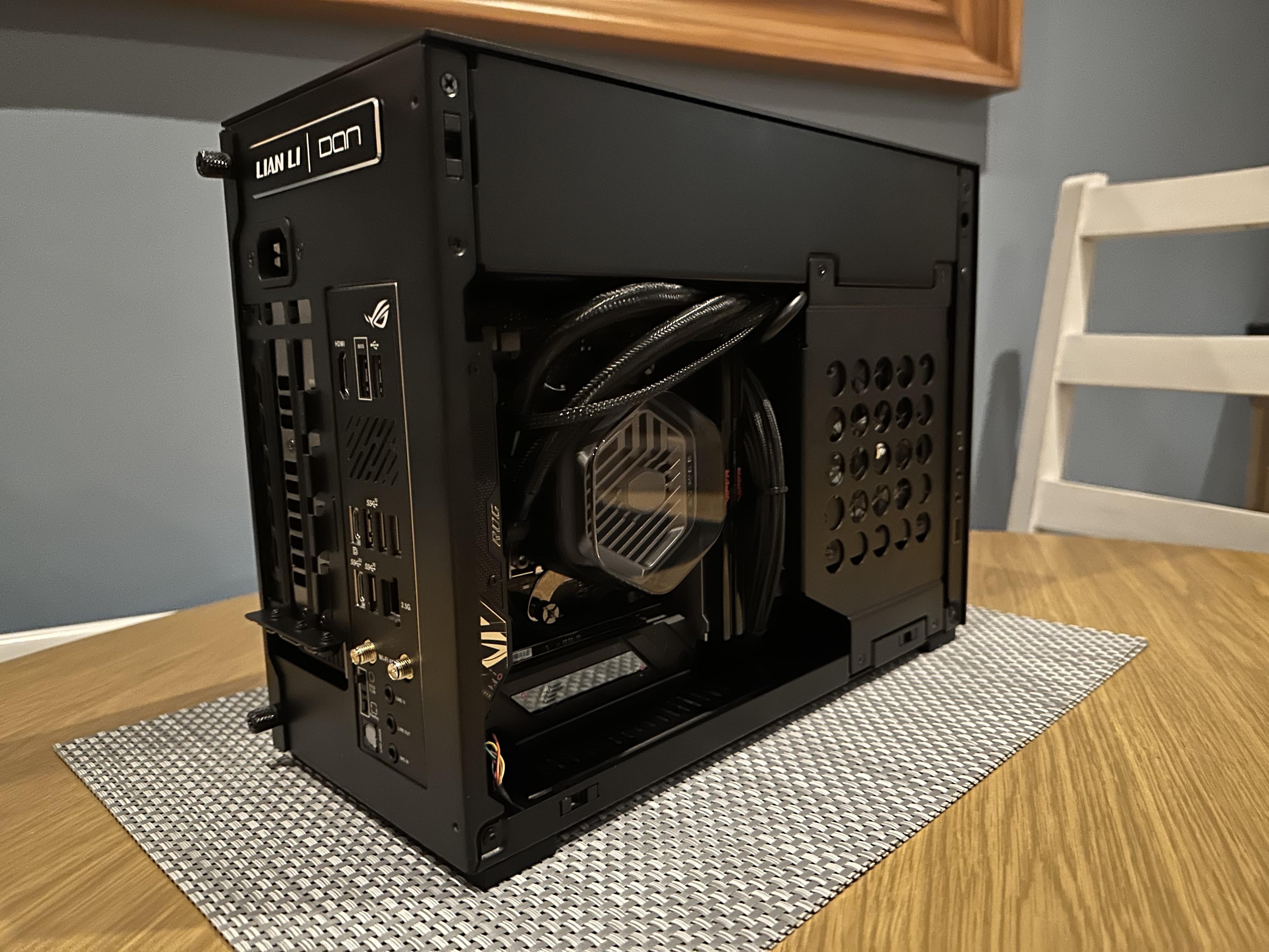 My first ever PC build | Scrolller