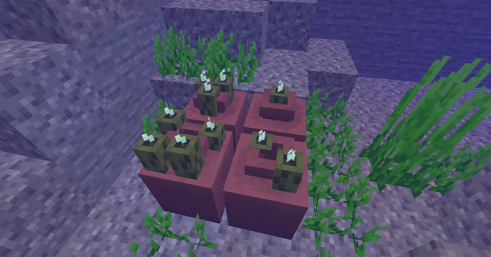 Decorated pot hacks in Minecraft featuring blocks, boats, swords, banners, and flowers