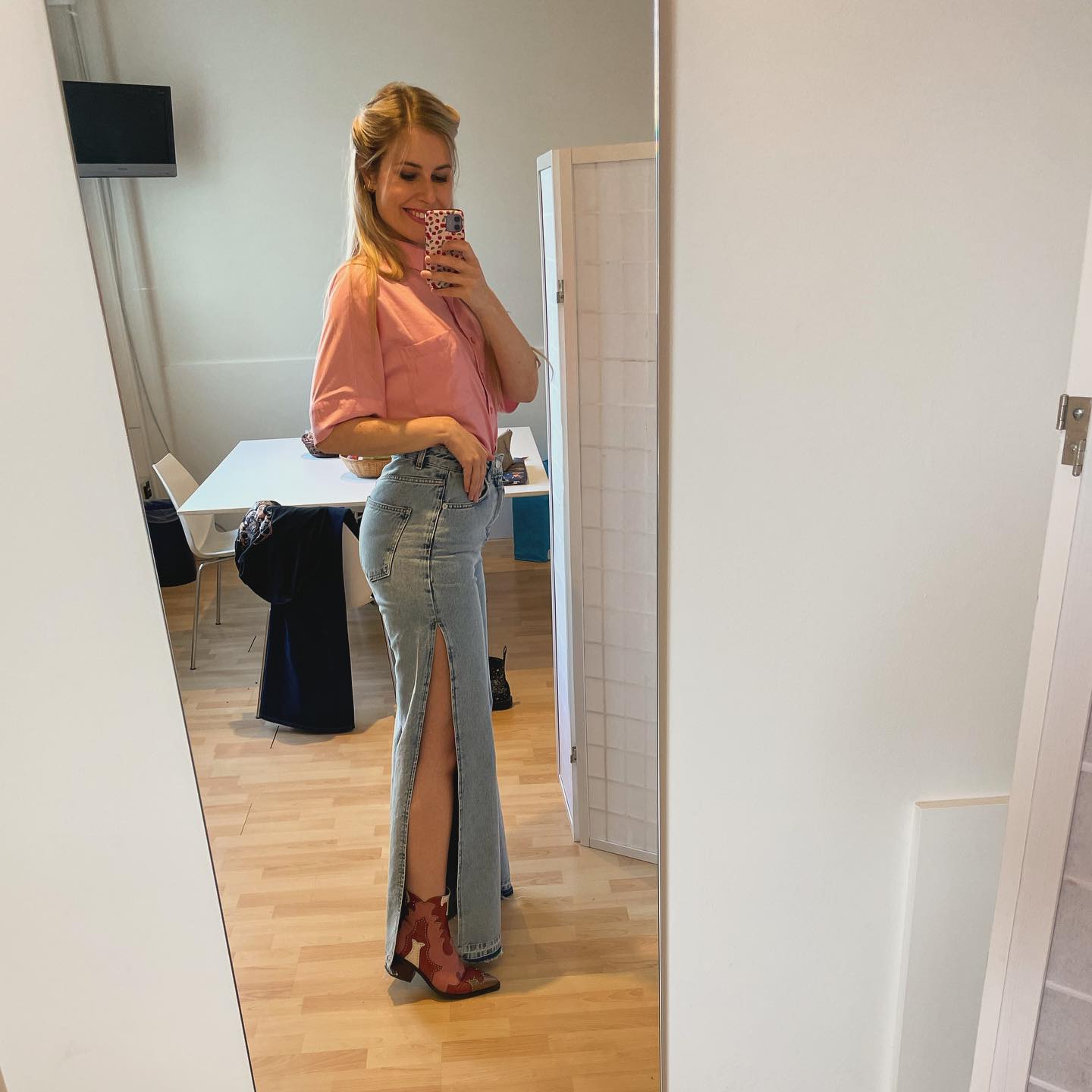 Jade Mintjens Scrolller jade-mintjens-scrolller