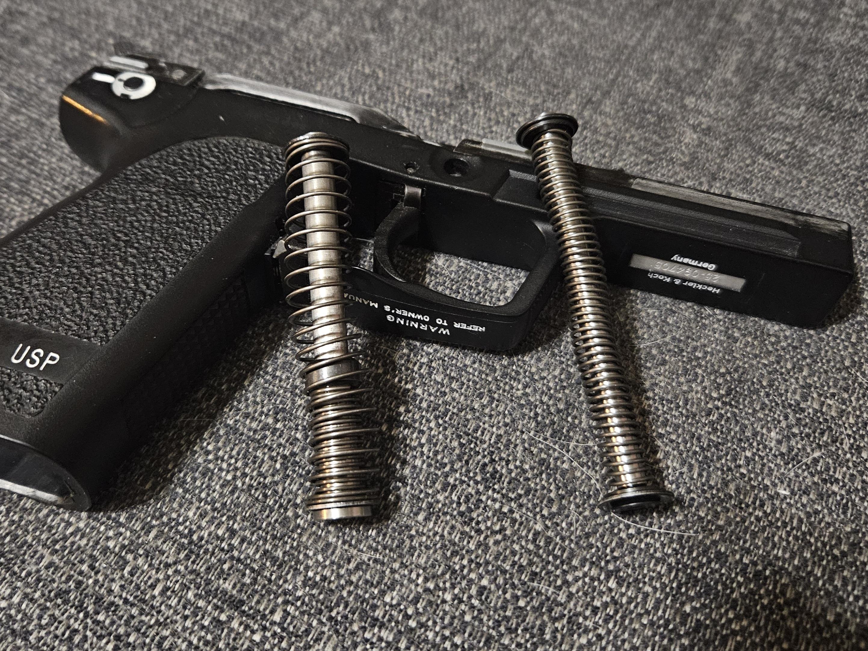 Airsoft USP (weak springs) vs my attempt at a DIY recoil assembly in ...
