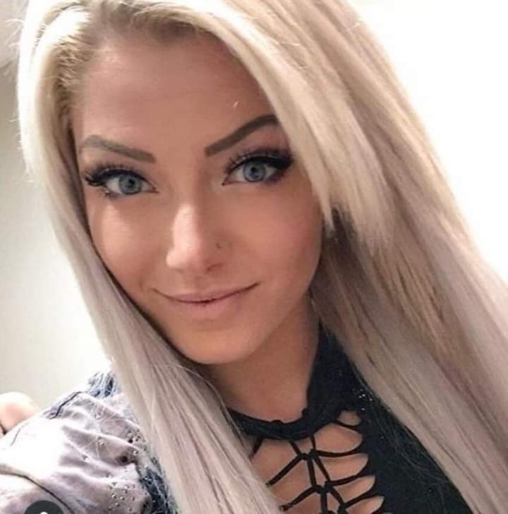 Alexa Bliss Scrolller