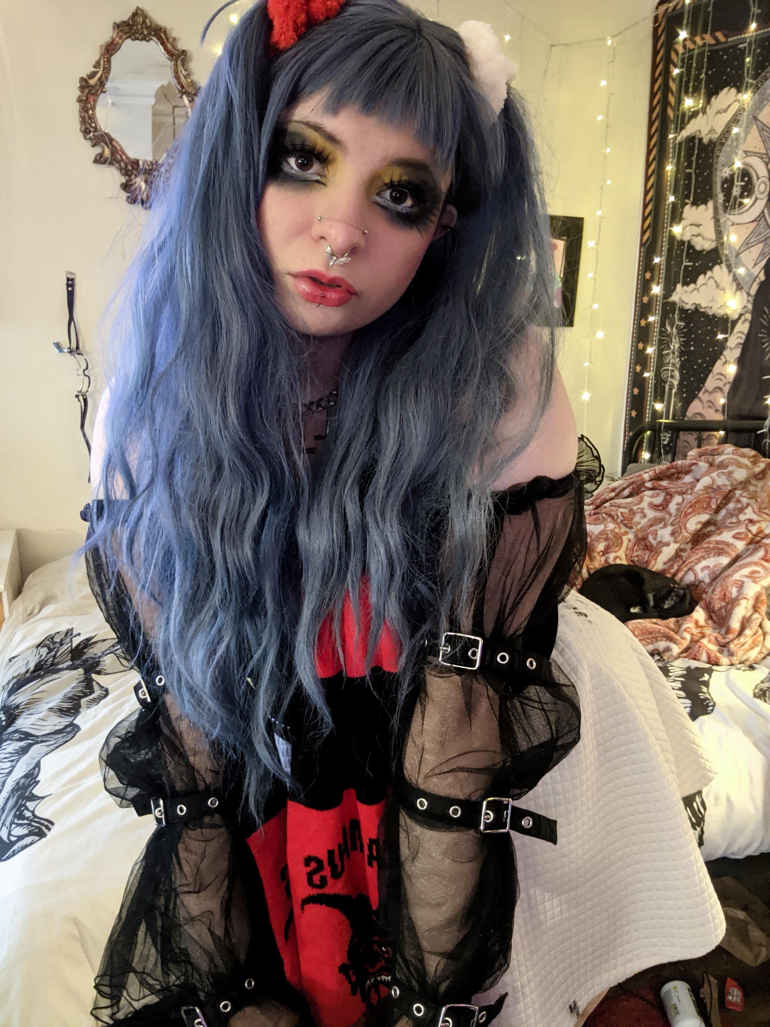 Anime Goth Girl | Scrolller