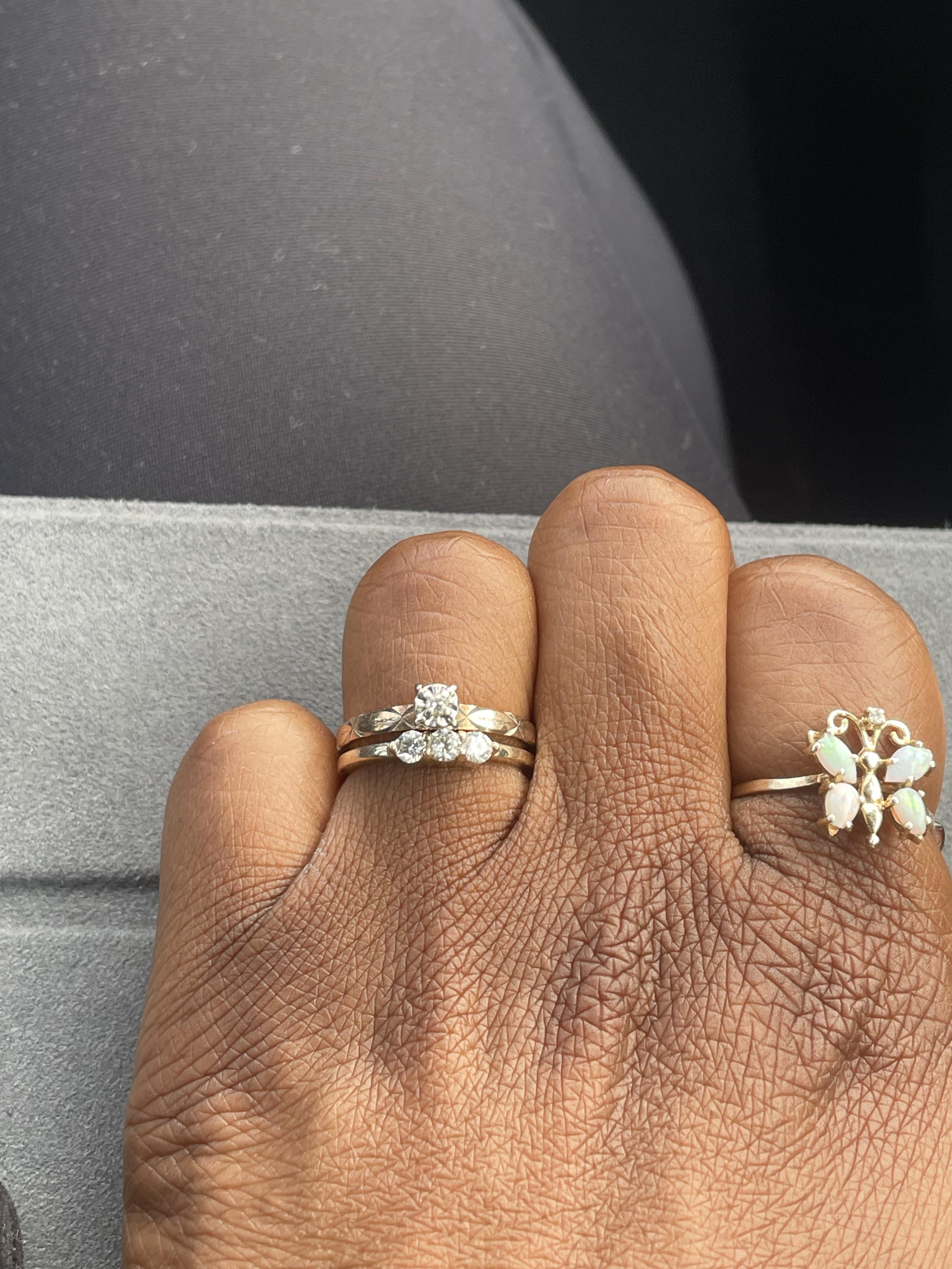 Vintage Illusion Band Clashing with E-Ring | Scrolller